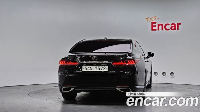 Lexus LS LS500 3.5 Luxury AWD - фото 3