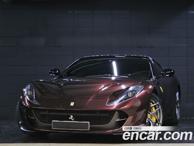 Ferrari 812 6.5 V12 - фото 0