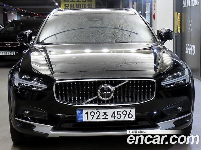 Volvo V90 B5 Ultimate AWD - фото 2