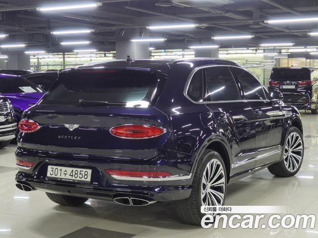 Bentley Bentayga 4.0 V8 - фото 2