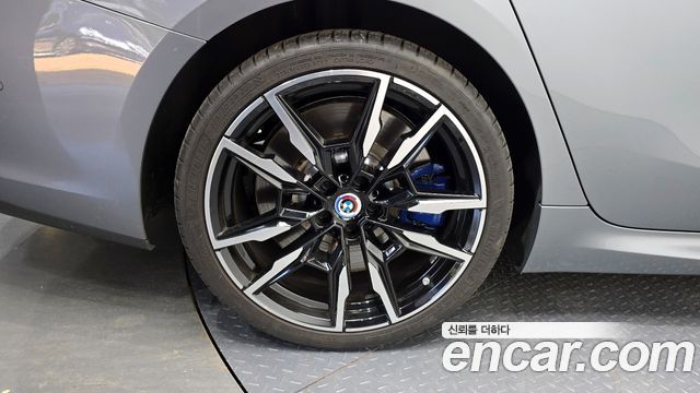 BMW 8-Series G15 M850i xDrive Gran Coupe - фото 4