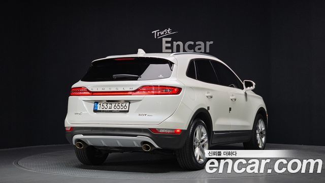 Lincoln MKC 2.0 AWD - фото 1