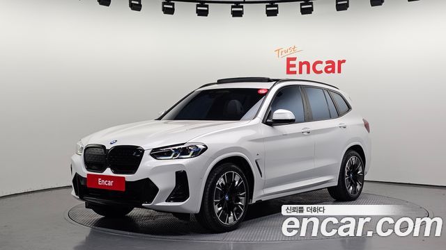 BMW iX3 M Sports - фото 0