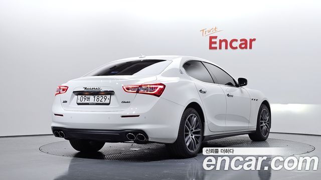 Maserati Ghibli 3.0 3rd - фото 1