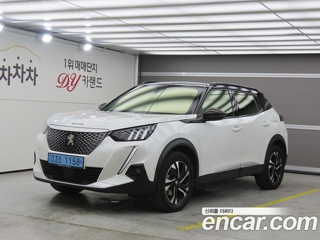 Peugeot 2008 2-го поколения EV GT - фото 0