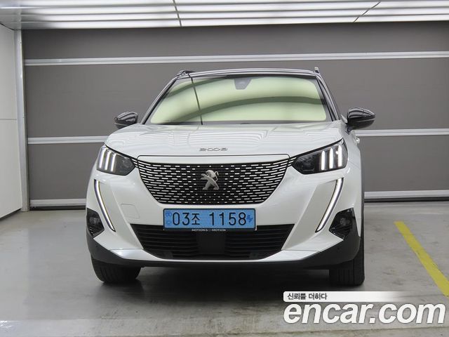 Peugeot 2008 2-го поколения EV GT - фото 1