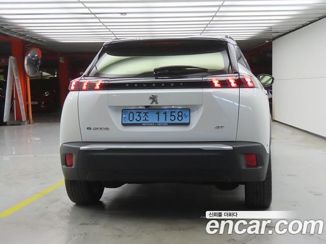 Peugeot 2008 2-го поколения EV GT - фото 2