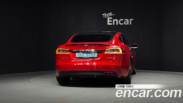 Tesla Model S P100D - фото 3