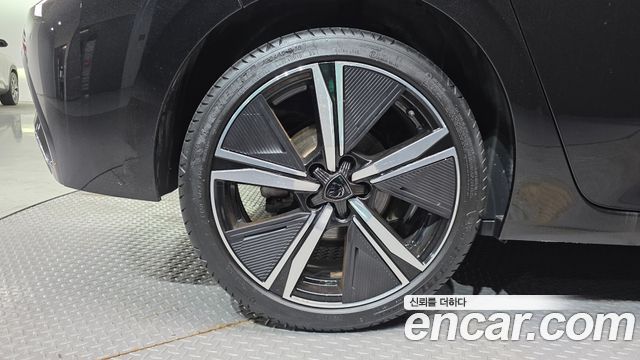 Peugeot 308 3-го поколения 1.5 BlueHDi GT - фото 4