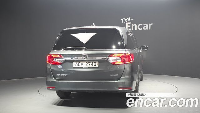 Honda Odyssey 3.5 5th - фото 3