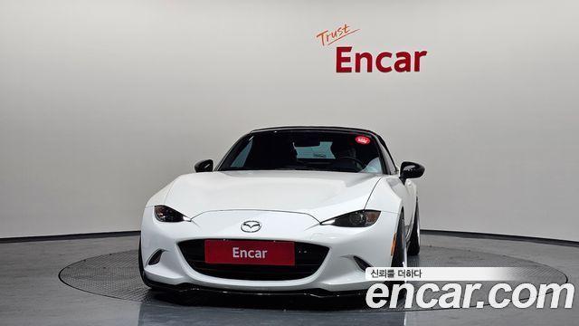 Mazda MX-5 Miata Miata - фото 2
