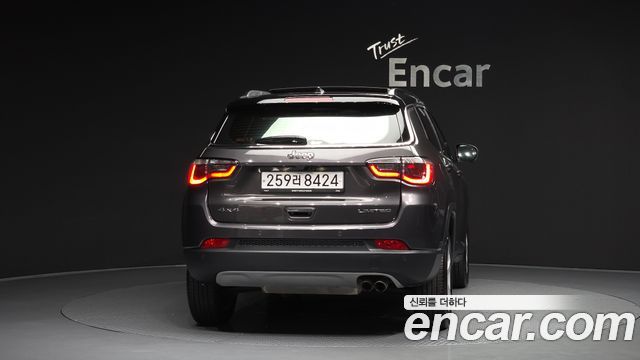 Jeep Compass 2-го поколения 2.4 Limitied AWD - фото 3