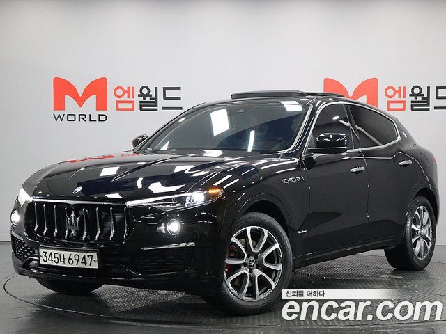 Maserati Levante 3.0 AWD GranLusso - фото 0