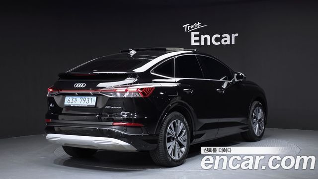 Audi Q4 e-tron F4 40 Sportback - фото 1