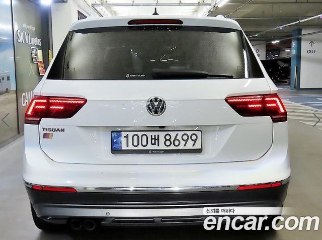 Volkswagen Tiguan 2-го поколения 2.0 TDI Premium - фото 4