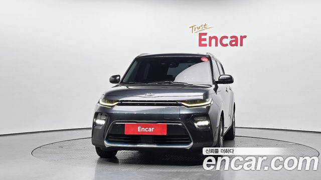 Kia Soul EV Noblesse - фото 2