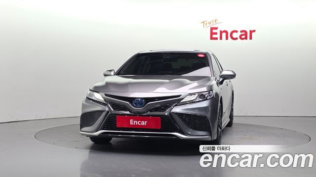 Toyota Camry XV70 2.5 XSE Hybrid - фото 2
