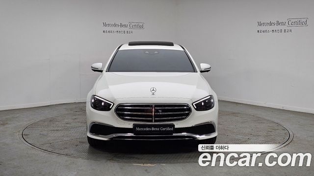 Mercedes-Benz E-Class W213 E300e Exclusive - фото 2