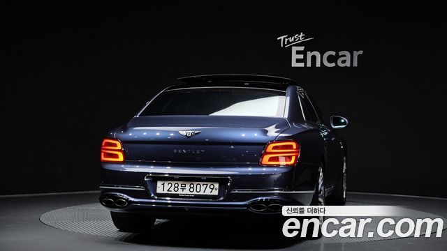 Bentley Flying Spur 3-го поколения 4.0 - фото 3