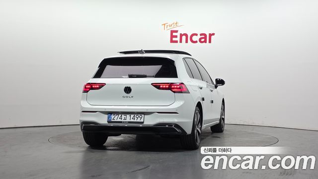 Volkswagen Golf 8-го поколения 2.0 TDI Prestige - фото 3