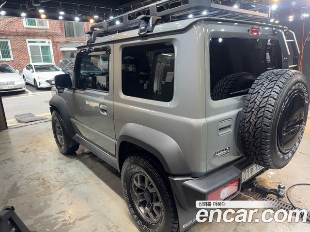 Suzuki Jimny 1.5 - фото 1