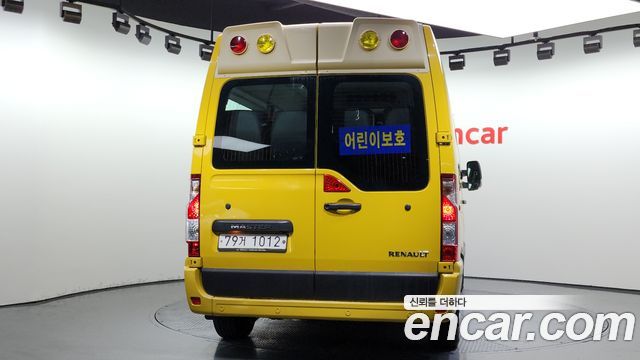 Renault Samsung Master School Bus 15-Seater - фото 3
