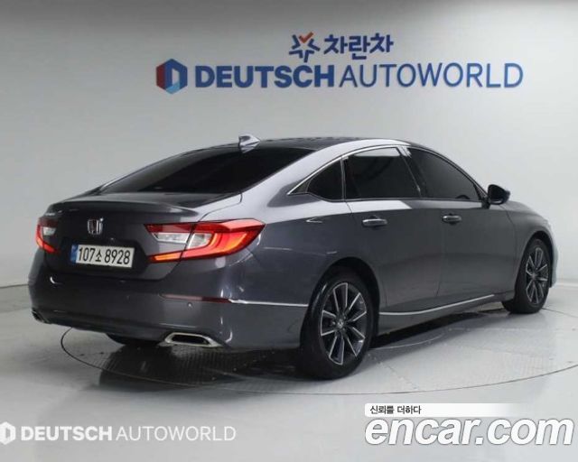 Honda Accord 10-го поколения 1.5 Turbo - фото 1