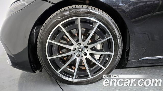 Mercedes-Benz EQS V297 EQS450+ AMG Line - фото 4