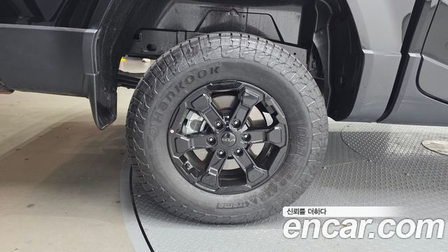 Kia Tasman 2.5T Gasoline 4WD X-Pro - фото 4
