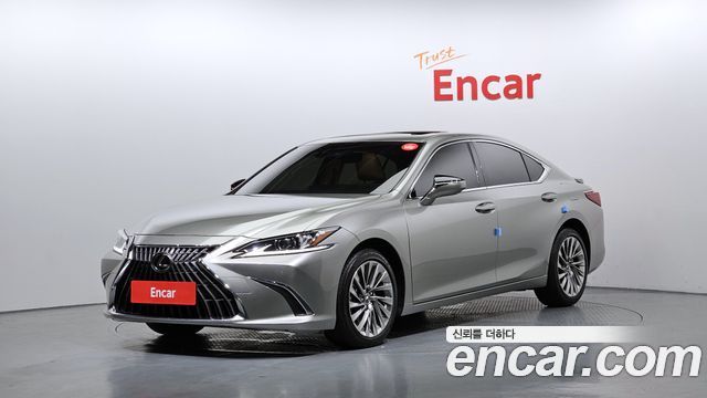 Lexus ES 7-го поколения Luxury Plus - фото 0