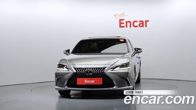 Lexus ES 7-го поколения Luxury Plus - фото 2