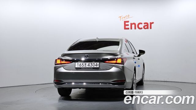 Lexus ES 7-го поколения Luxury Plus - фото 3