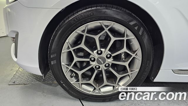 Genesis EQ900 3.8 GDI AWD Prestige - фото 4
