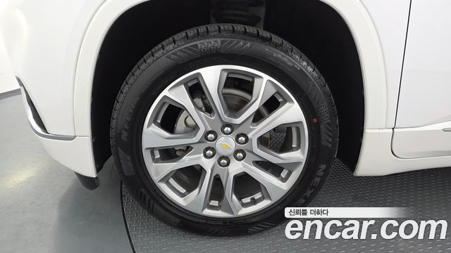 Chevrolet (GM Daewoo) Traverse 3.6 AWD Premier - фото 4