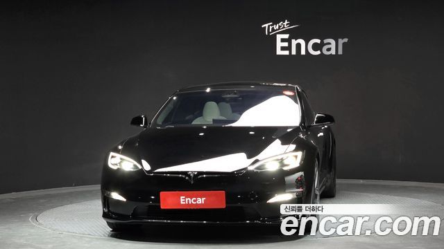Tesla Model S Plaid - фото 2