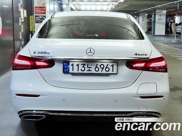 Mercedes-Benz E-Class W213 E300e 4MATIC Exclusive - фото 3