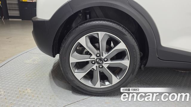 Kia Stonic 1.4 Trendy - фото 4