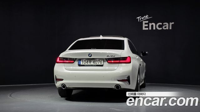 BMW 3-Series G20 320d Luxury - фото 3