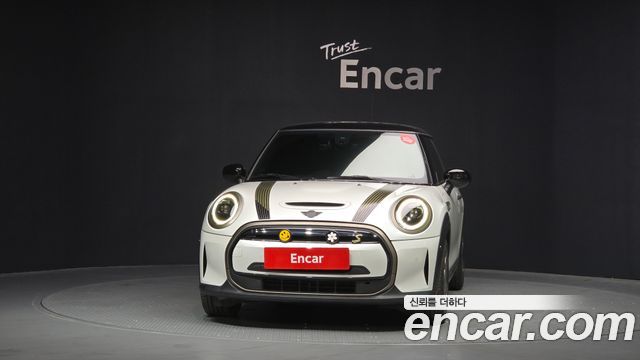 Mini Cooper Resolute Edition 3rd - фото 2