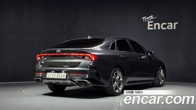 Kia K5 3-го поколения 2.0 Noblesse - фото 1