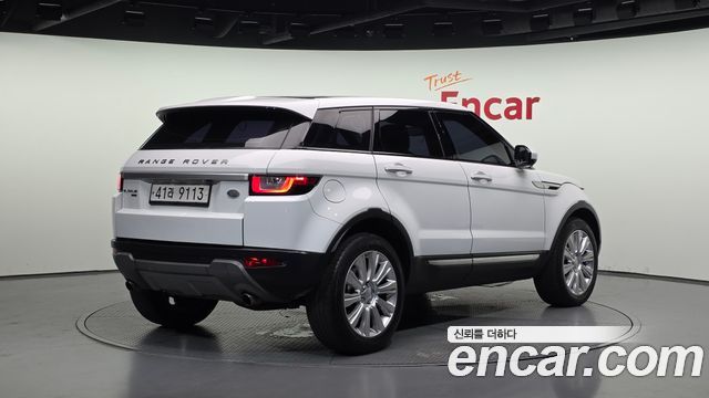 Land Rover Range Rover Evoque 2.0 TD4 HSE - фото 1