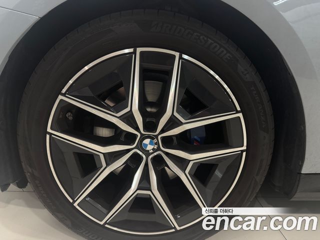 BMW 5-Series G60 520i M Sport - фото 4