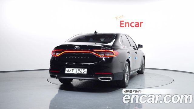 Hyundai Grandeur IG 2.2 Diesel Premium - фото 3