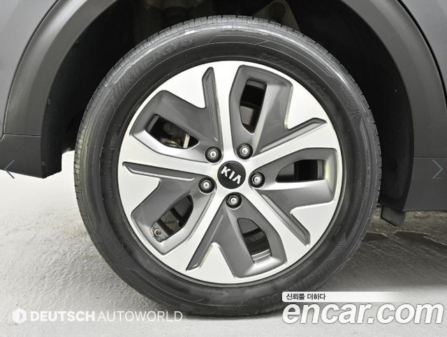 Kia Niro EV Noblesse - фото 4