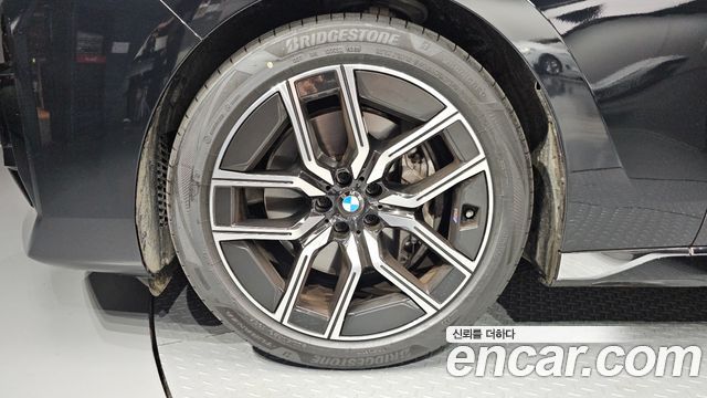 BMW 7-Series G70 740i xDrive M Sport Limited - фото 4