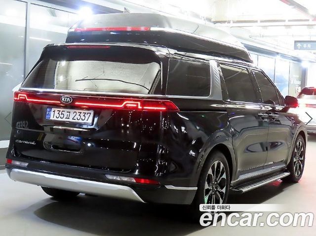 Kia Carnival 4-го поколения Gasoline 9-Seater Hi-Limousine Signature - фото 3