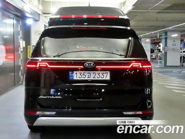 Kia Carnival 4-го поколения Gasoline 9-Seater Hi-Limousine Signature - фото 4