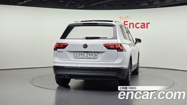 Volkswagen Tiguan 2-го поколения 2.0 TDI Prestige - фото 3