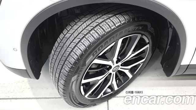 Renault Samsung QM6 Новый 2.0 LPe RE Signature 2WD - фото 4