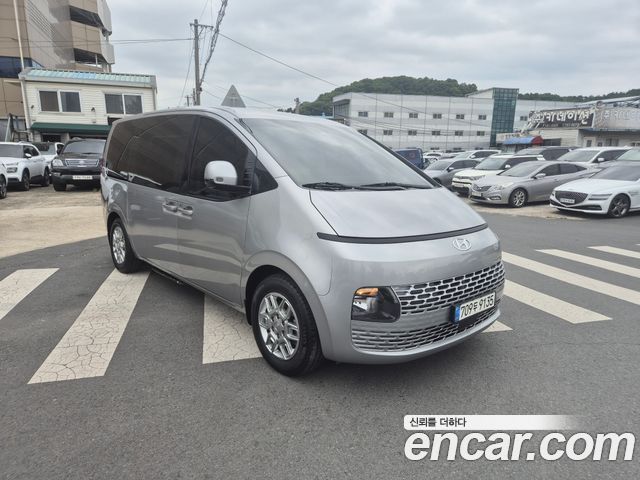 Hyundai Staria Tourer 11-Seater Modern - фото 0